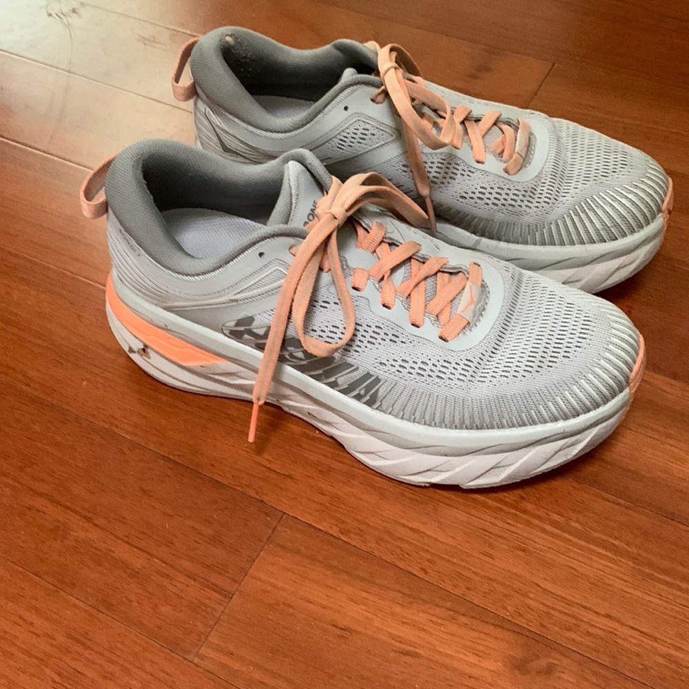 Hoka One One Bondi 7 (7.5)